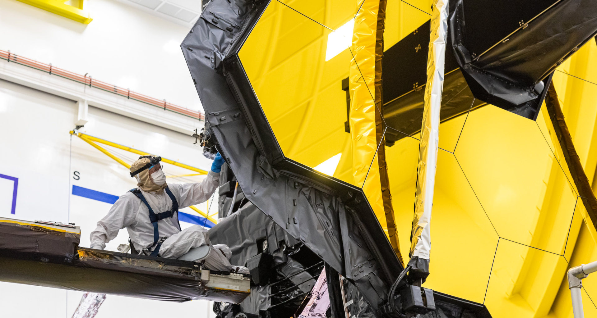 James b Telescope—Now Fully Deployed—Sets Its Sights To the Stars