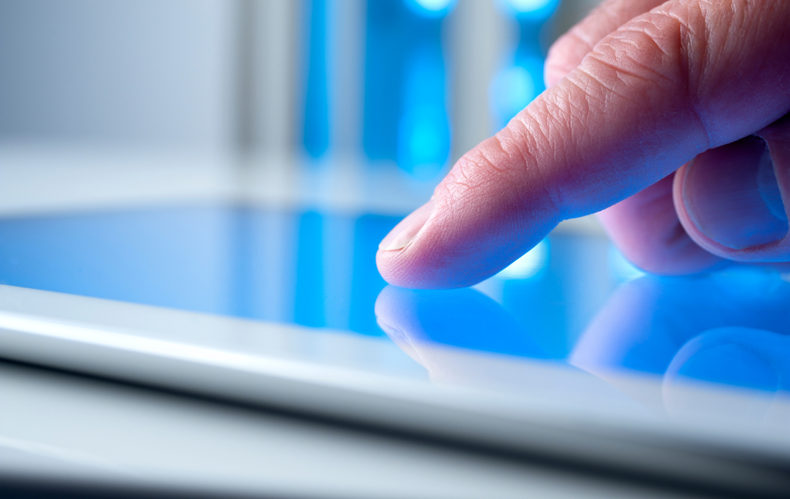 How Does That Touchscreen Work, Anyway? Modern Sciences