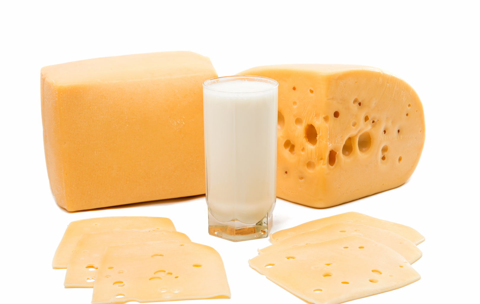 full-fat-or-low-fat-cheese-and-milk-a-dietitian-on-which-is-better